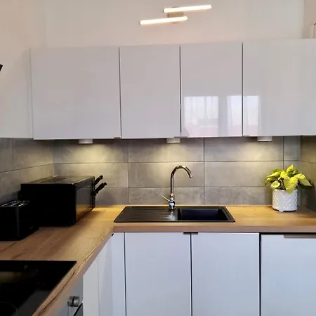 Bozo With A Balcony Baška