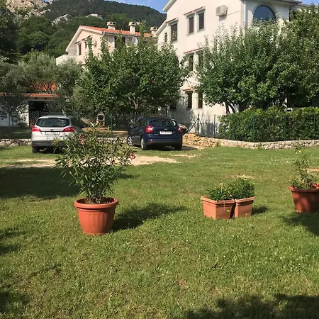 Bozo With A Balcony * Baska (Krk)