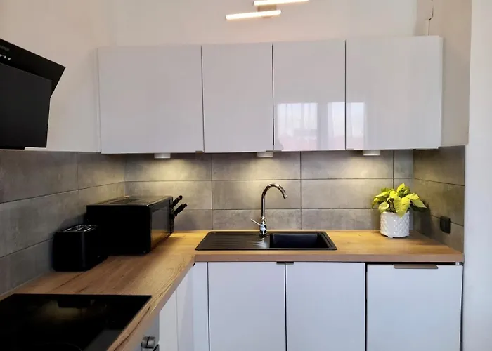 Bozo With A Balcony Baška